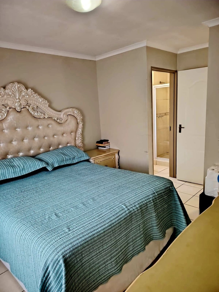 3 Bedroom Property for Sale in Amalinda Eastern Cape